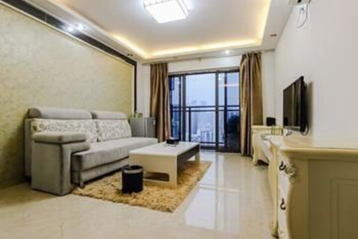 Room 9 of 40