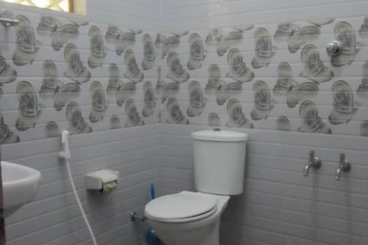 Room 15 of 22