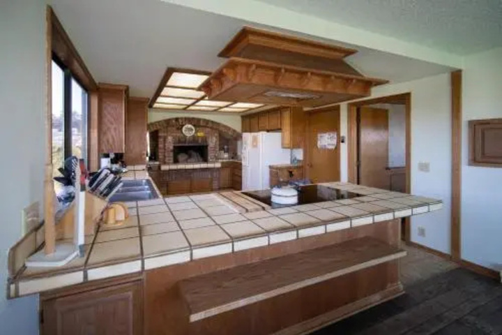 Image of Green Unit Home