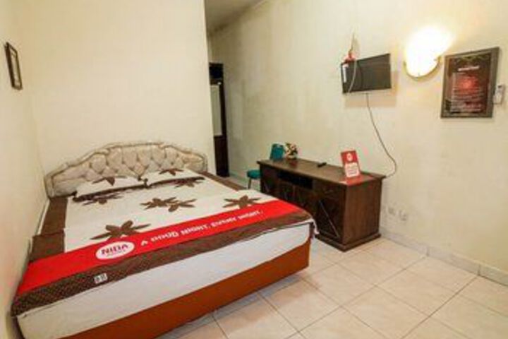 Room 38 of 79