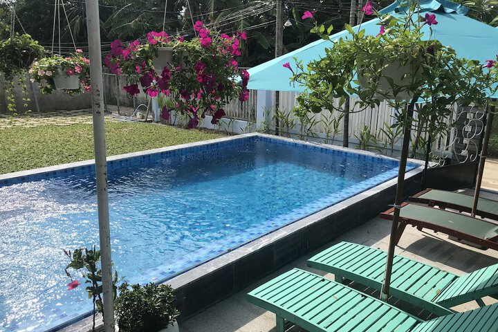 Hotel with Pool