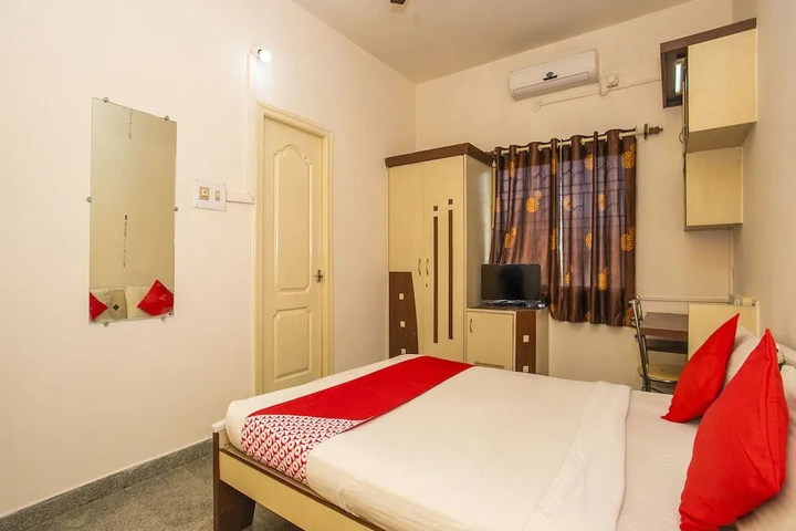 Room 2 of 12