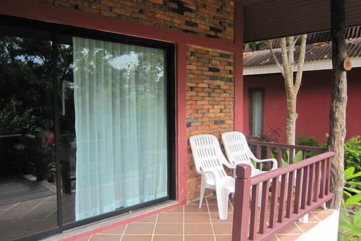Terrace/Patio 2 of 5