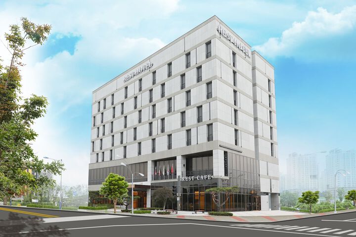 Hotel 78 of 84