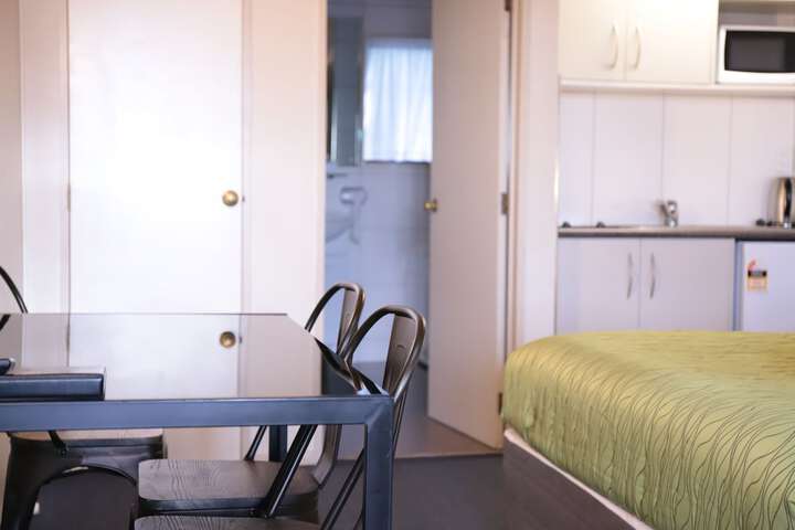 Room 21 of 68