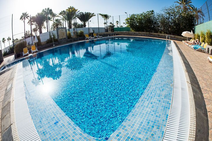 Pool Hotel