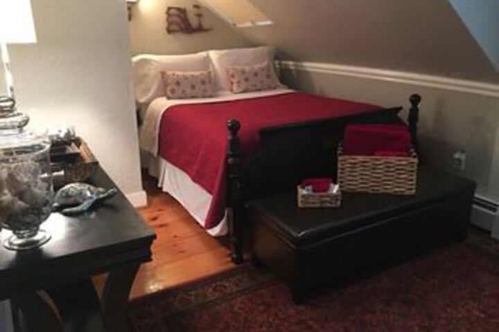 Room 23 of 42