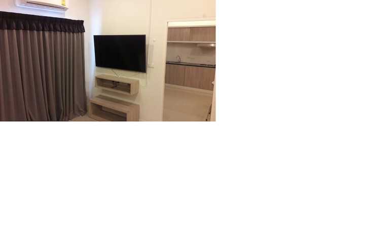 Room 14 of 33