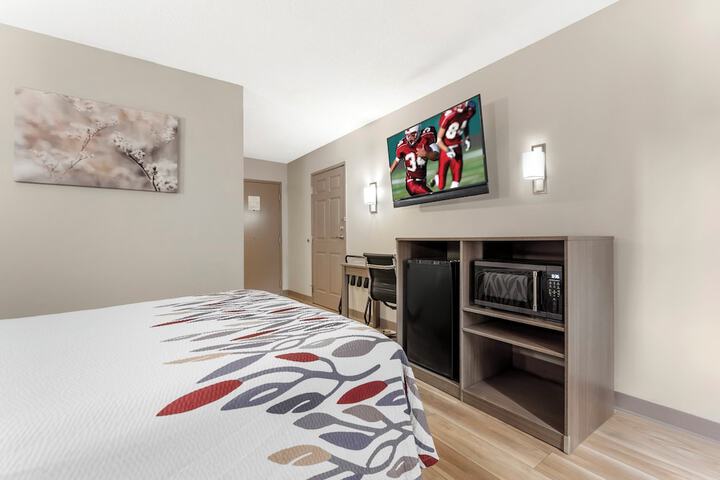 Room 12 of 37