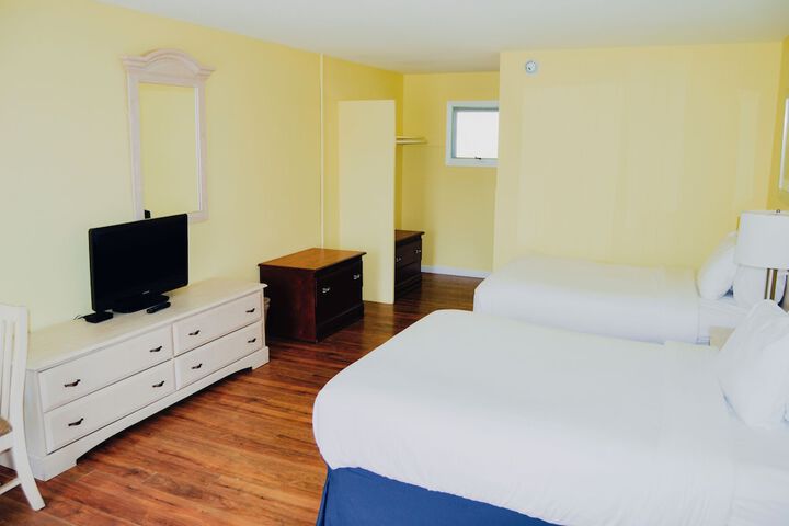 Room 10 of 21