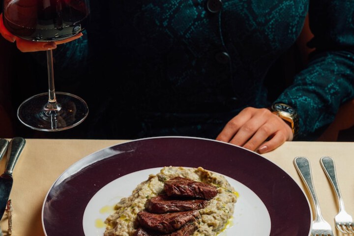 Dining 94 of 155