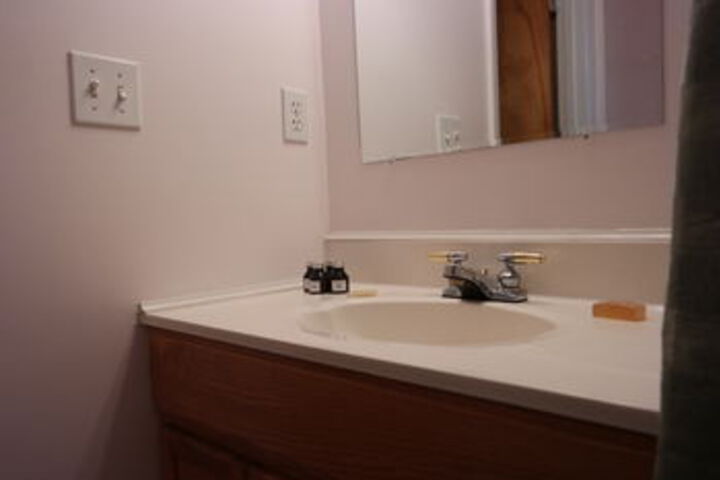 Room 2 of 38
