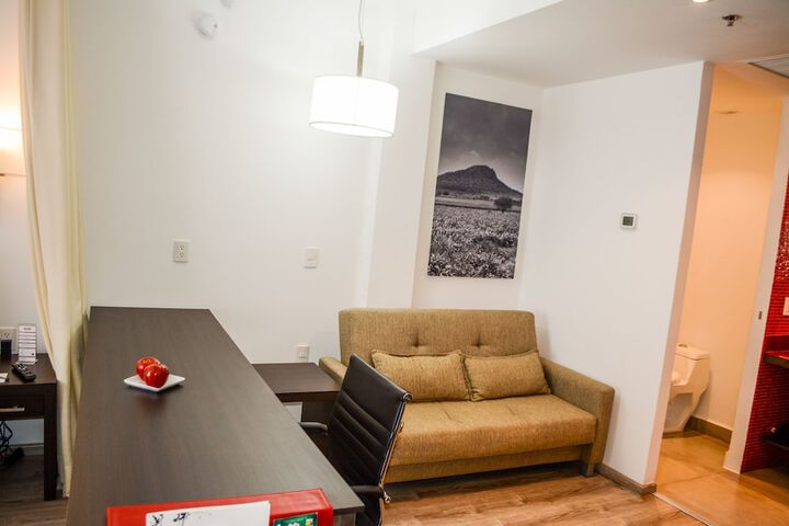 Room 15 of 23