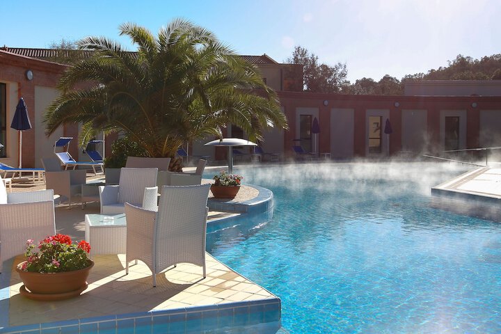 Pool 19 of 35