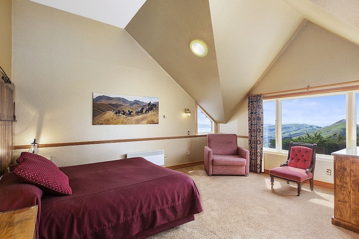 Room 15 of 39