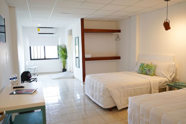 Room 11 of 48