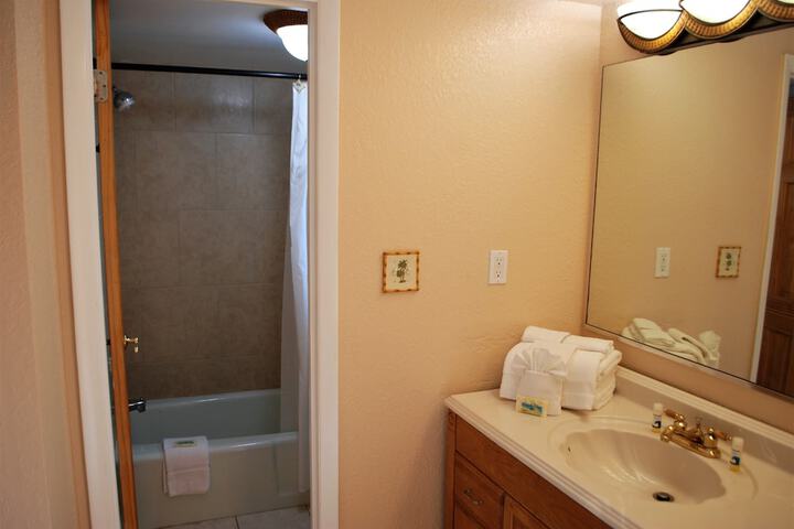 Room 19 of 32