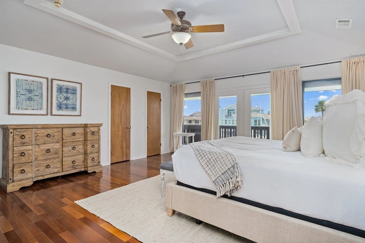 Room 5 of 23