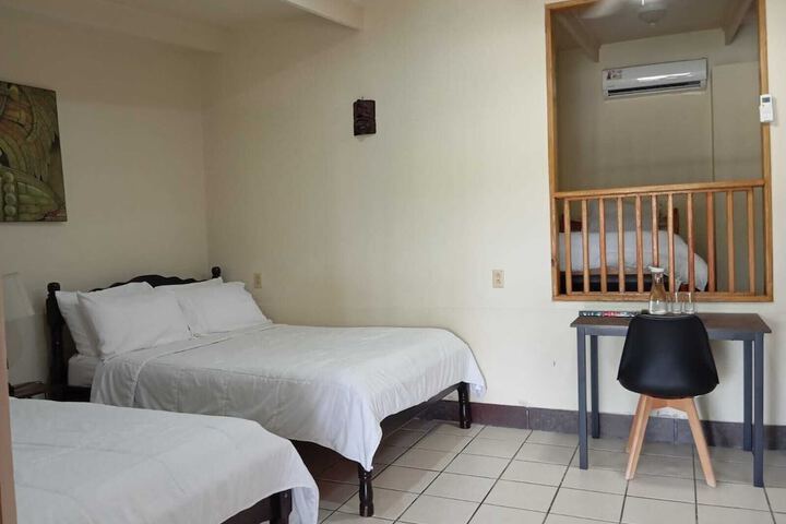 Room 37 of 157