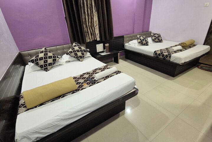 Room 3 of 21