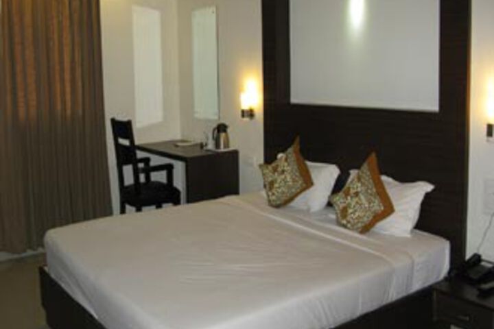 LE GRAND HOTEL
