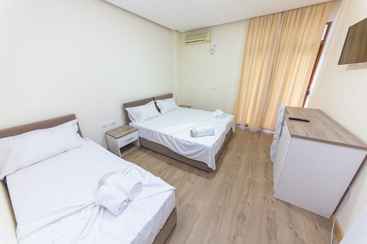 Room 7 of 46