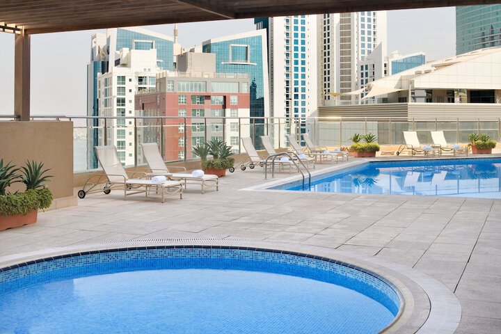 Pools & Facilities