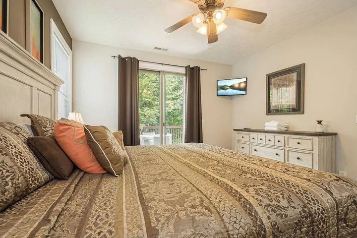General 16 of 33