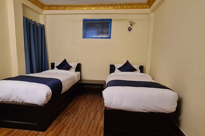 Room 7 of 20