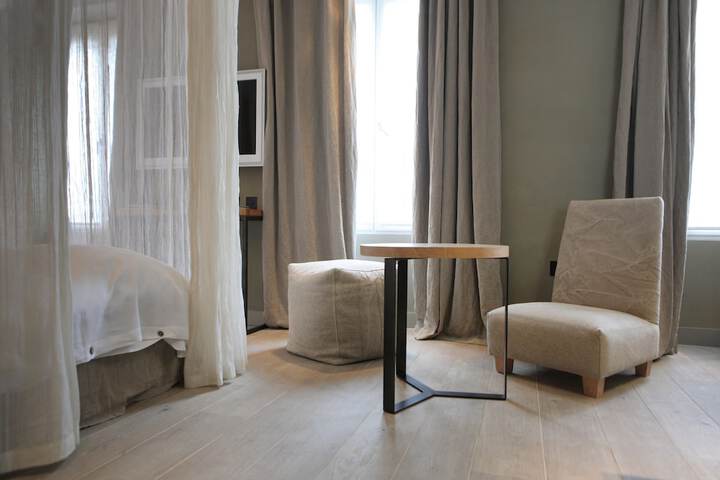Room 20 of 116