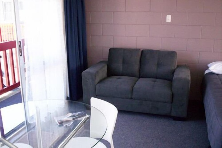 Room 19 of 27