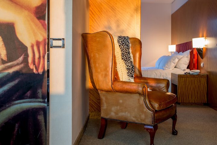 Room 4 of 31