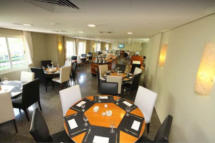 Dining Photos