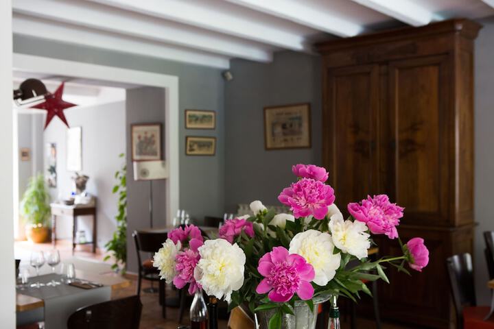 Entrance & Lobby