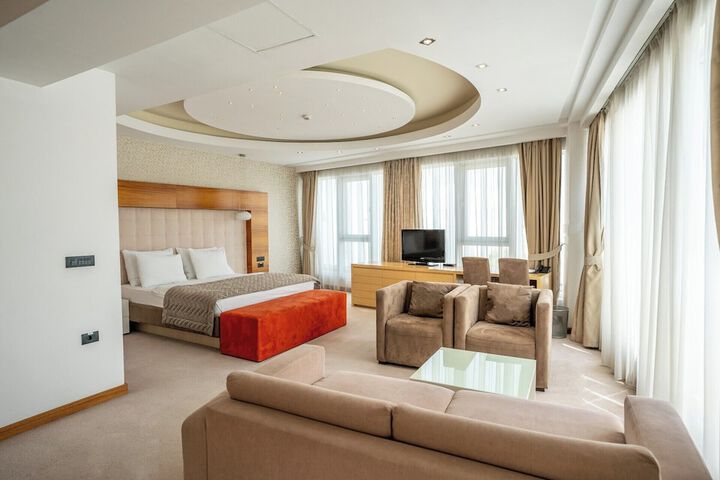 Room 9 of 58
