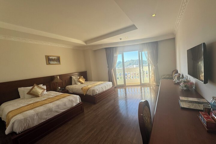 Room 22 of 50