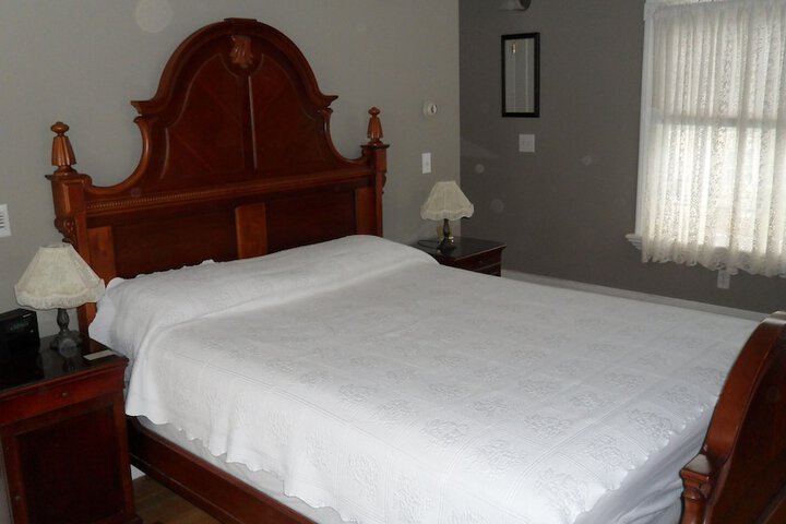 Room 8 of 22