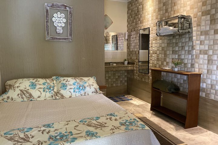 Room 3 of 63