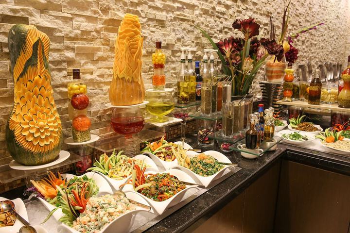Dining 62 of 75