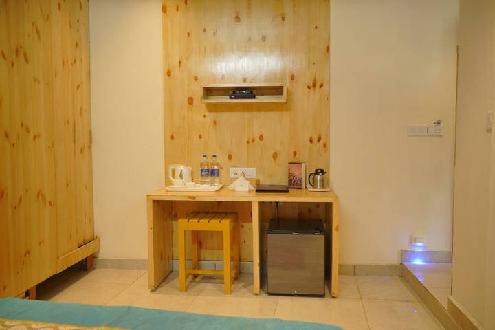 Room 12 of 75
