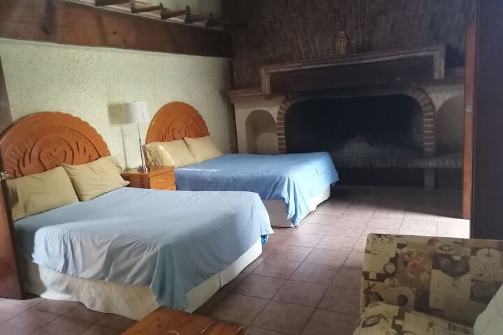 Room 14 of 38