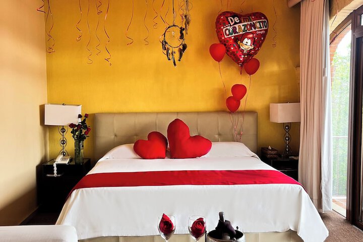 Room 28 of 82