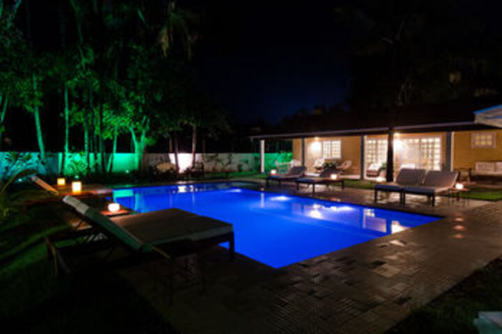 Pool 42 of 57
