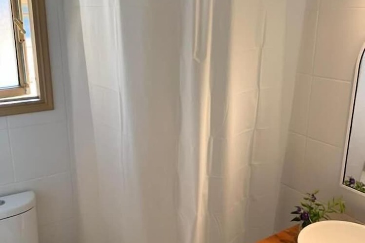 Room 14 of 25