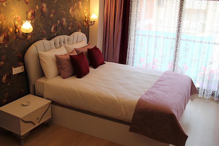 Room 3 of 17