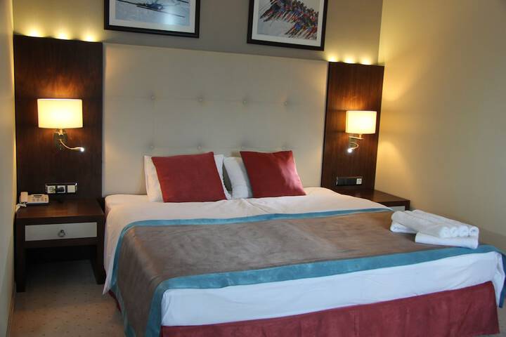 Room 40 of 81