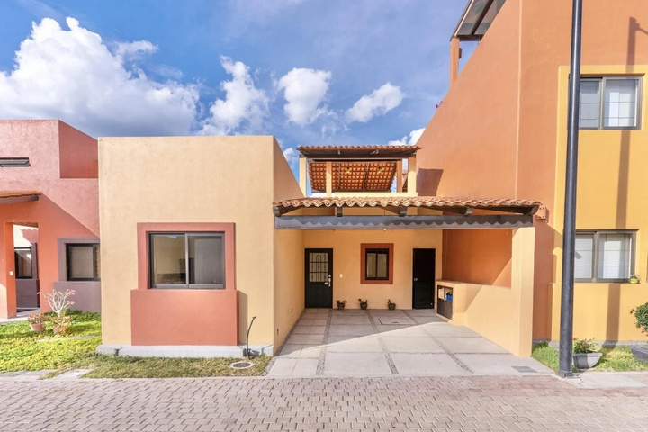 Beautiful 2 Bedroom Single House Hamacas