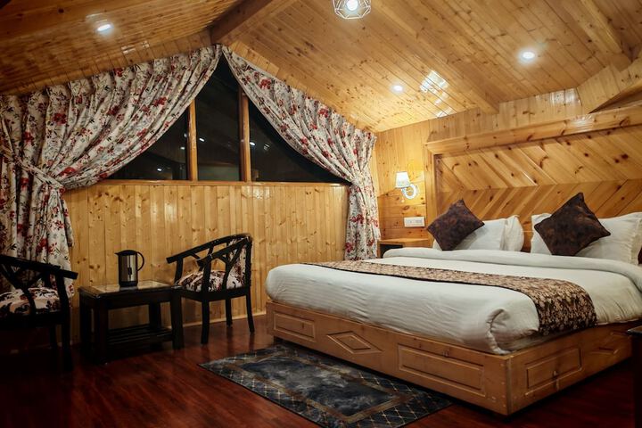 Room 19 of 29