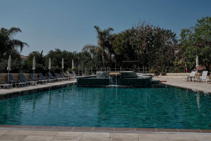 Pool 45 of 70