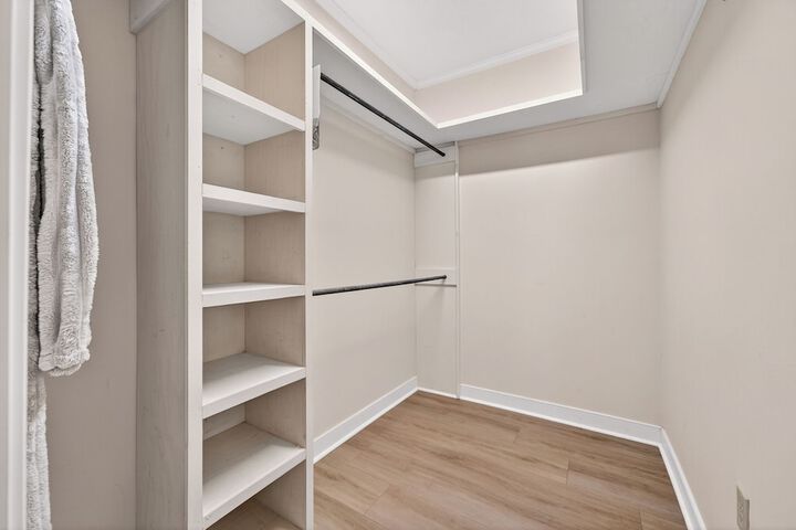 Room 104 of 120